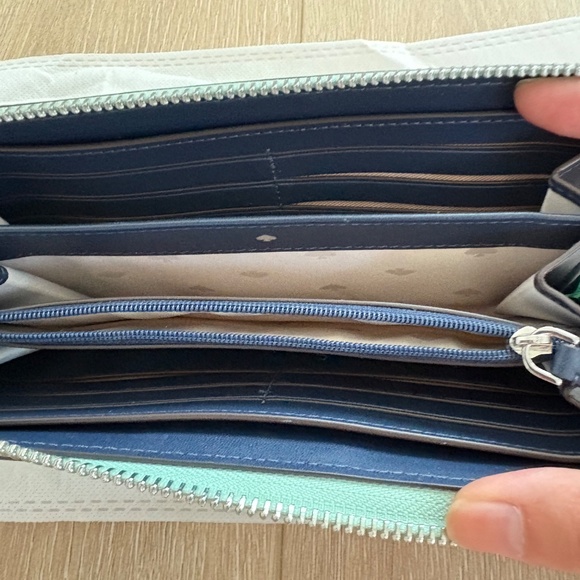 Kate Spade mint green and white color block wallet - Picture 3 of 4